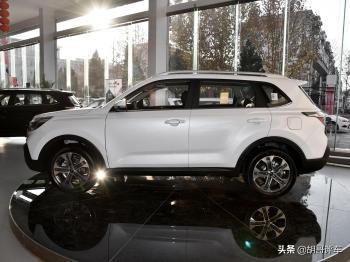 15万以下的合资SUV，2.0+6AT更靠谱，实拍起亚智跑  -图3