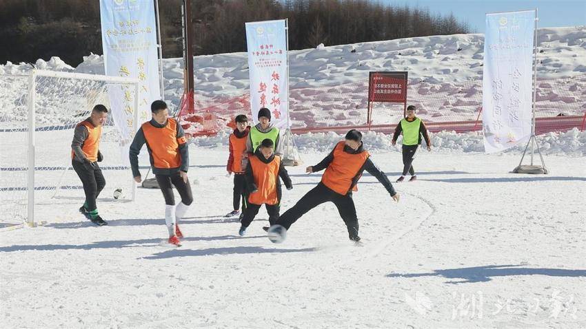 今日开板！神农架国际滑雪场开门迎客  -图2